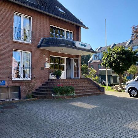 Waldhotel Twiehaus Garni Lübeck Dış mekan fotoğraf